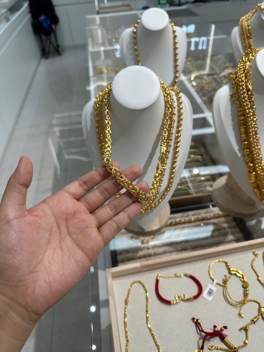 Gold-plated layered necklace with cubic zirconia accent (hijab-friendly)