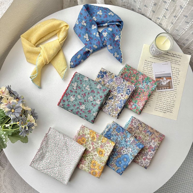 Floral spring neck scarf
