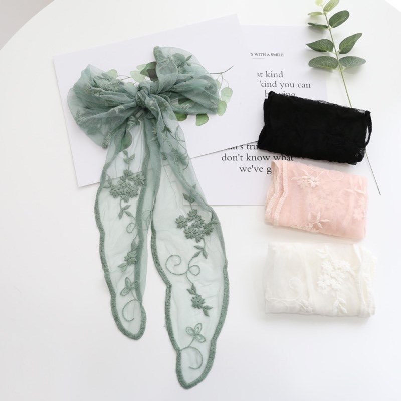 Lace triangle scarf / hairband (Korean style)
