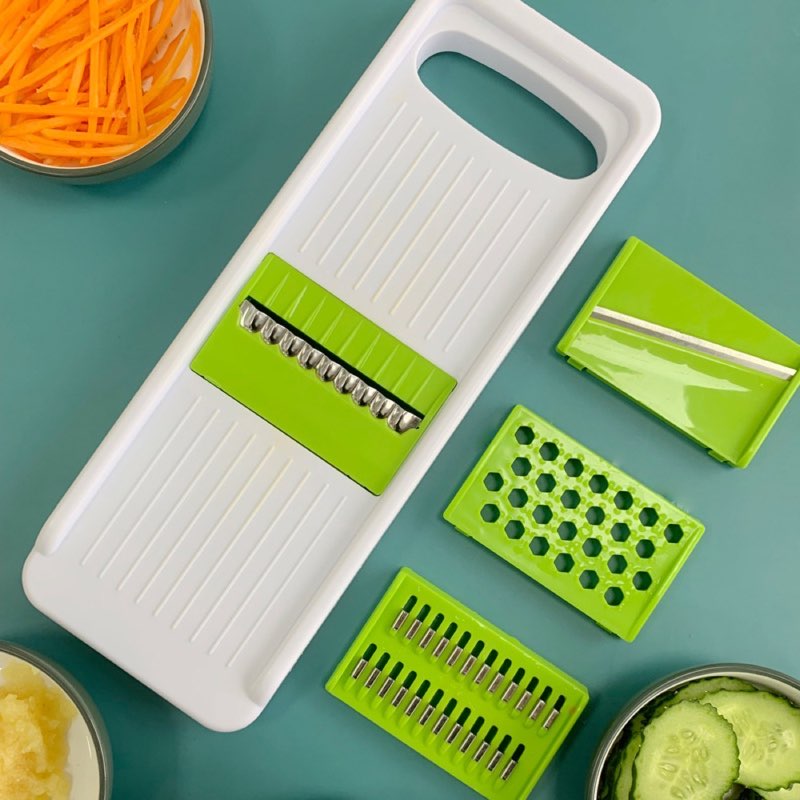 4-in-1 grater & slicer (viral)