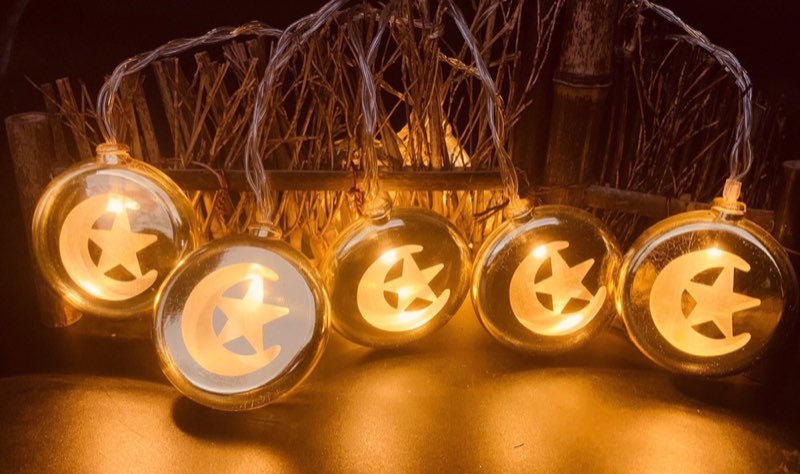 Star & moon lantern light