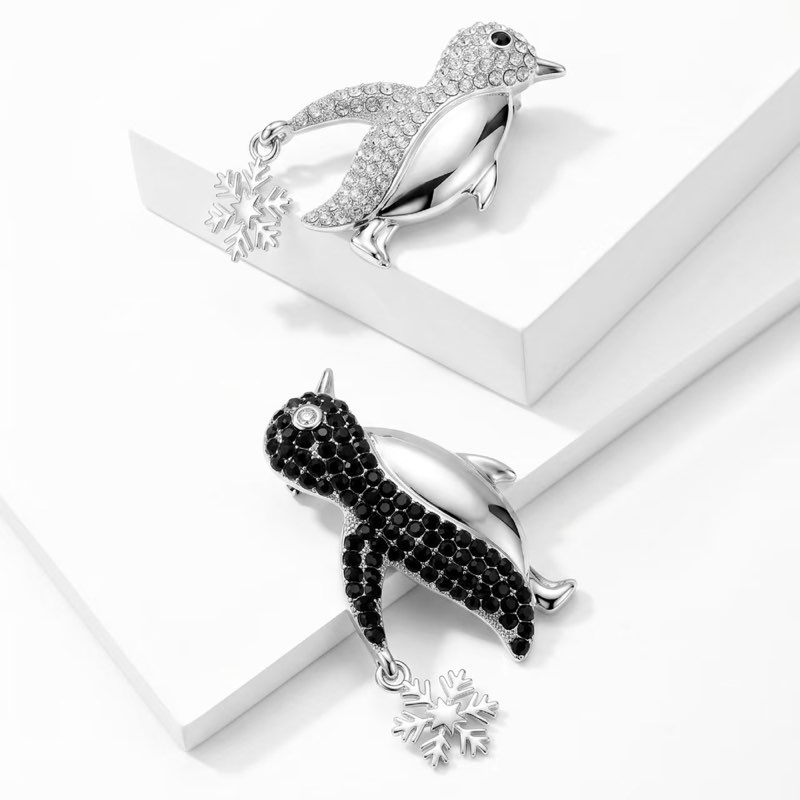 Rhinestone brooch — gift accessory